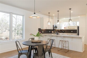 205 W Lafayette St in Fayetteville, AR - Building Photo - Building Photo