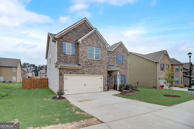 1173 Gaines St in Jonesboro, GA - Foto de edificio - Building Photo