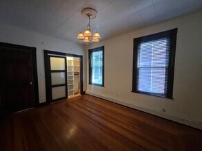 253 Washington St, Unit 1 in Cambridge, MA - Building Photo - Building Photo