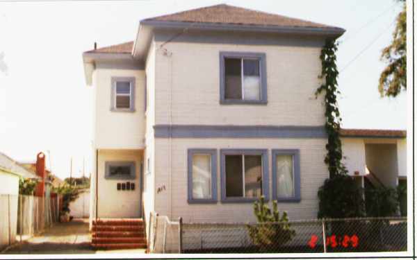 1817 41st Ave in Oakland, CA - Building Photo - Building Photo