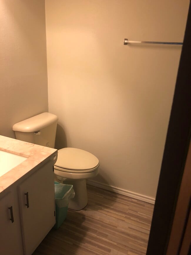 54 Woodmere Ct in Brownsville, TX - Building Photo - Building Photo