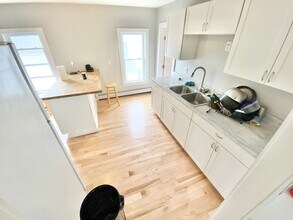 89 Pitkin St in Burlington, VT - Building Photo - Building Photo