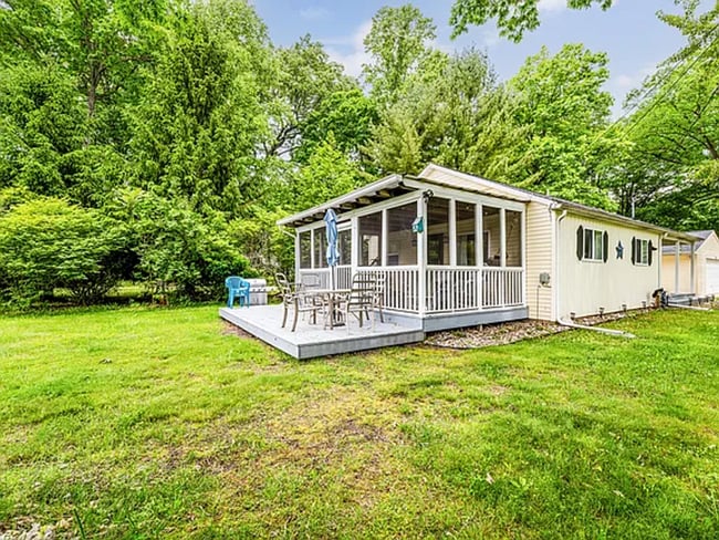 5347 Marquette Dr in Coloma, MI - Building Photo - Building Photo