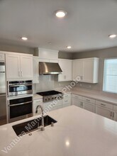 3020 Harrison Ln in Simi Valley, CA - Building Photo - Building Photo