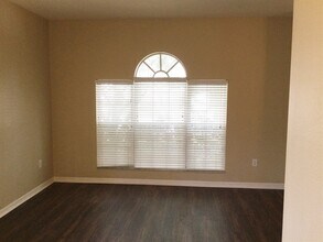 22750 Marsh Wren Dr in Land O Lakes, FL - Foto de edificio - Building Photo