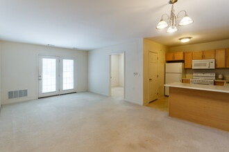 Lancaster Commons Senior Apartments in Lancaster, NY - Building Photo - Interior Photo