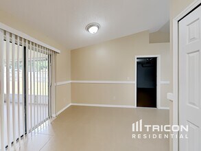 1583 Naples Cir in Deltona, FL - Building Photo - Building Photo
