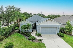 6516 Palm Leaf Ct in Sarasota, FL - Building Photo