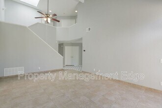 23680 Vía Olivia in Murrieta, CA - Building Photo - Building Photo