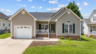 4028 Mackinac Island Ln in Raleigh, NC - Building Photo - Building Photo