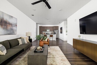 The Levi Luxury Apartments in Mcdonough, GA - Foto de edificio - Building Photo