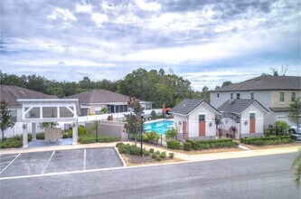10044 Corso Milano Dr in Tampa, FL - Building Photo - Building Photo