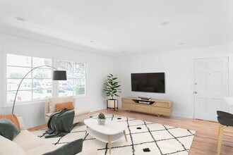 1132-1142 Princeton Street in Santa Monica, CA - Foto de edificio - Building Photo