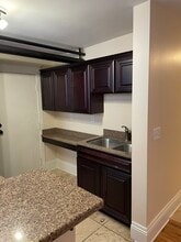 2409 Fremont Ave S, Unit 13 in Minneapolis, MN - Building Photo - Building Photo