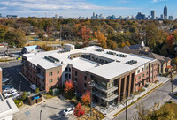 Quest Commons West in Atlanta, GA - Foto de edificio - Building Photo