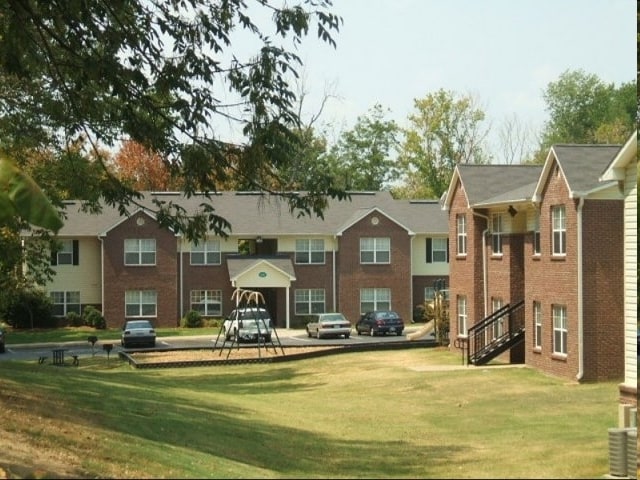 Riverbrook Luxury Apartments in Brownsville, TN - Foto de edificio - Building Photo