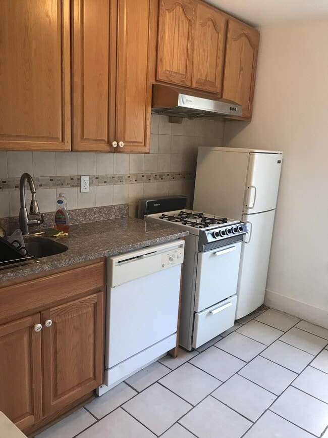 91 Hancock St, Unit 11 in Cambridge, MA - Building Photo - Building Photo