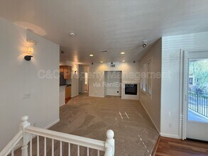 3345 Monaghan St in Dublin, CA - Building Photo - Building Photo