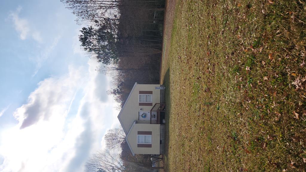 8174 Birdsnest Dr in Birdsnest, VA - Building Photo
