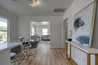 4716 Siegel St in Houston, TX - Building Photo - Building Photo