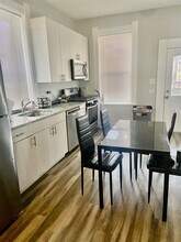 920 W 35th Pl in Chicago, IL - Building Photo - Building Photo