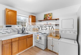 4 Katra Ln in Asheville, NC - Building Photo - Building Photo