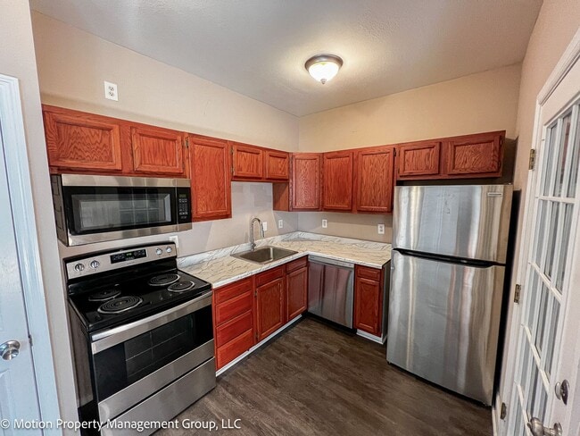 6918 Northside Dr in Chattanooga, TN - Building Photo - Building Photo