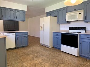 7516 Republic Dr NE in Albuquerque, NM - Building Photo - Building Photo