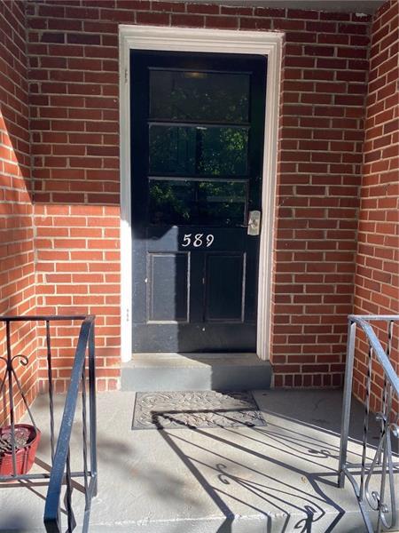 589 Seminole Ave NE-Unit -D in Atlanta, GA - Foto de edificio - Building Photo