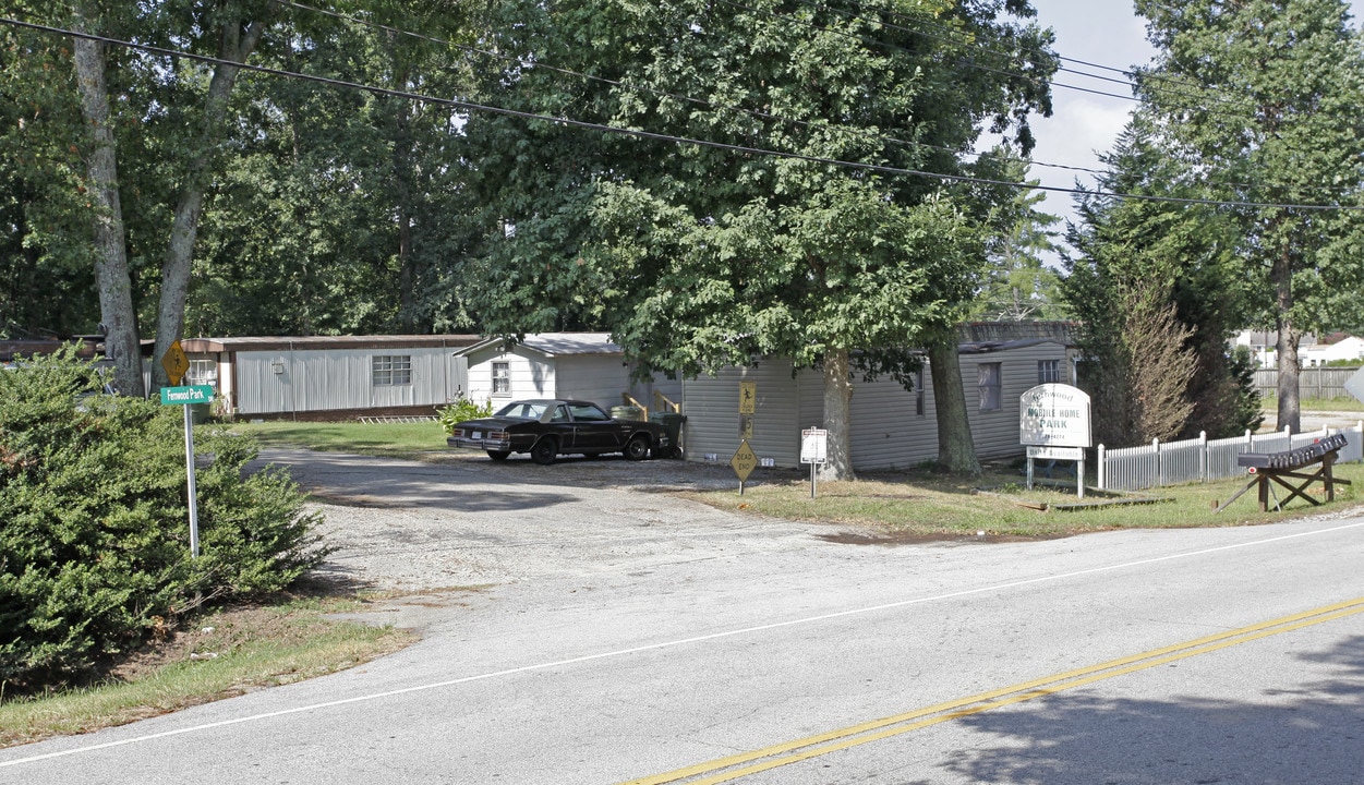Fernwood Mobile Home Park in Spartanburg, SC - Building Photo
