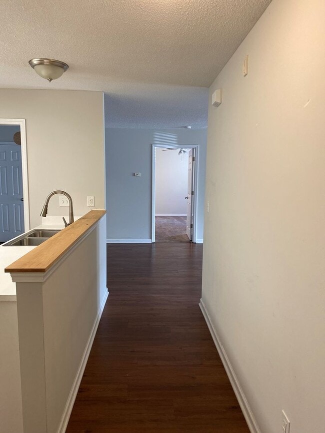 5010 Hunters Trail in Wilmington, NC - Building Photo - Building Photo