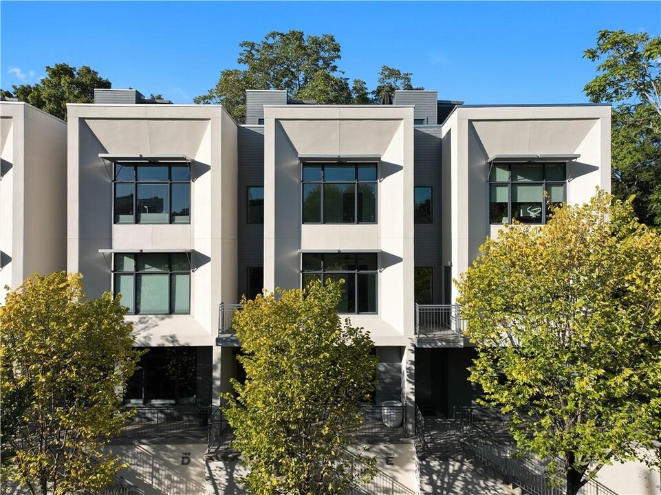 785 Piedmont Ave NE in Atlanta, GA - Foto de edificio
