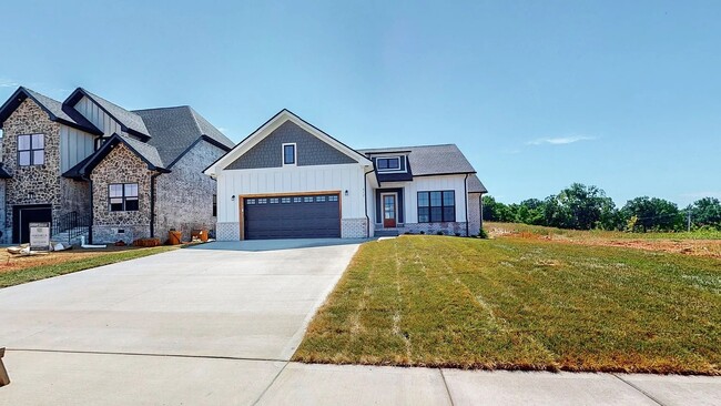 517 Foxglove Ln in Clarksville, TN - Building Photo - Building Photo
