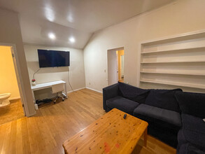 138 Court St in Binghamton, NY - Building Photo - Building Photo