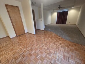 2060 E Belmont St in Springfield, MO - Building Photo - Building Photo