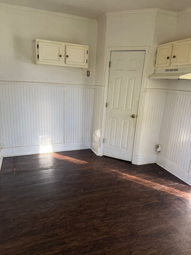 2550 Pierce St in Beaumont, TX - Building Photo - Building Photo