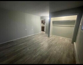 2029 S Empire Ave in Joplin, MO - Foto de edificio - Building Photo