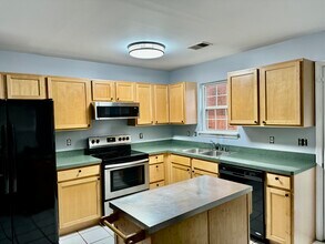 3185 Mapleleaf Sq in Lexington, KY - Building Photo - Building Photo