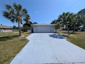 5355 Kent Rd in Venice, FL - Building Photo