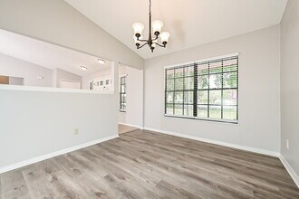 8014 Dunstable Cir in Orlando, FL - Building Photo - Building Photo