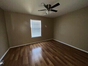 105 Shannon Cir in Del Rio, TX - Building Photo - Building Photo