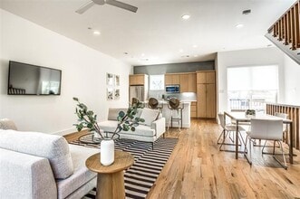 5022 Belmont Ave in Dallas, TX - Building Photo - Building Photo