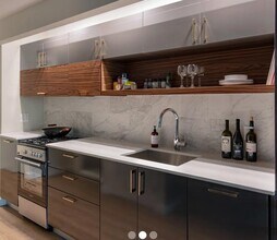 222 Johnson Ave in Brooklyn, NY - Building Photo - Building Photo