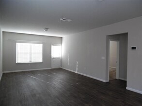 604 Independence Ave in Liberty Hill, TX - Building Photo - Building Photo