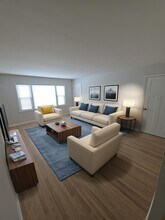 11817 W North Ave in Wauwatosa, WI - Building Photo - Building Photo