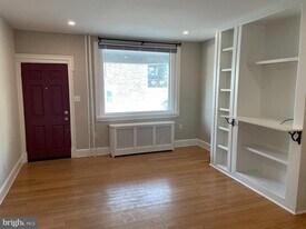 141 Leverington Ave in Philadelphia, PA - Building Photo