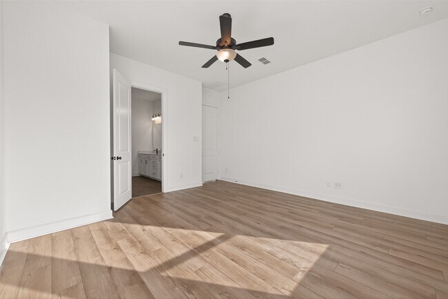 property at 16915 Chapel Knox Dr