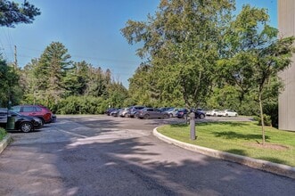 Somerset Place Apartments - Cambridge in Cambridge, ON - Building Photo - Building Photo