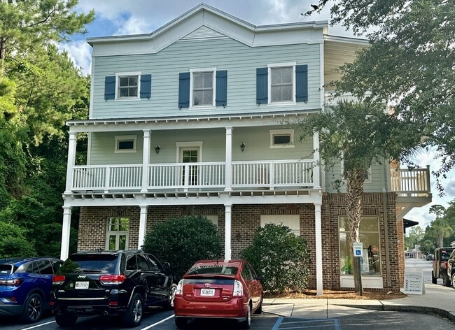 property at 5 Promenade St