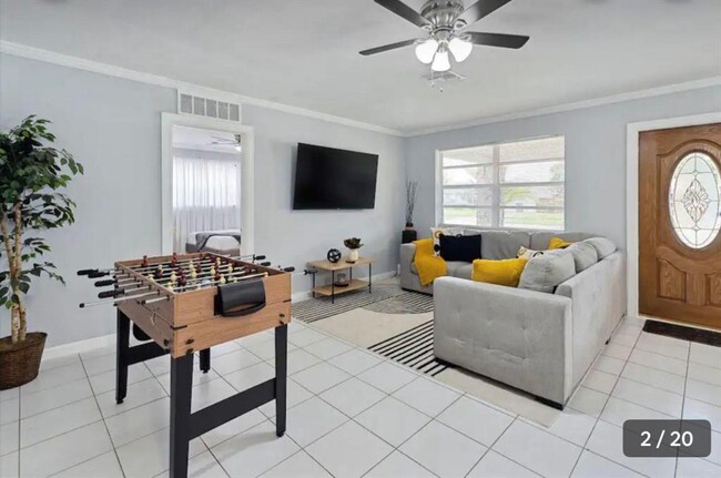 3201 Jackson Blvd in Fort Lauderdale, FL - Building Photo - Building Photo